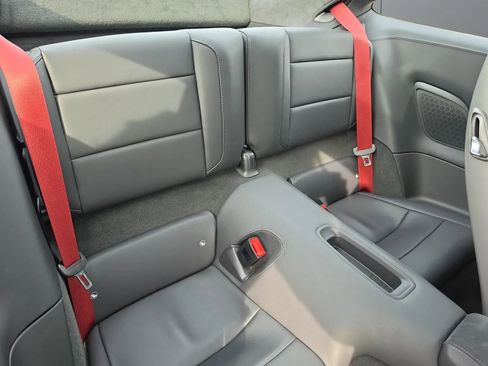 Used 2019 Porsche 911 Carrera 4 GTS image 18