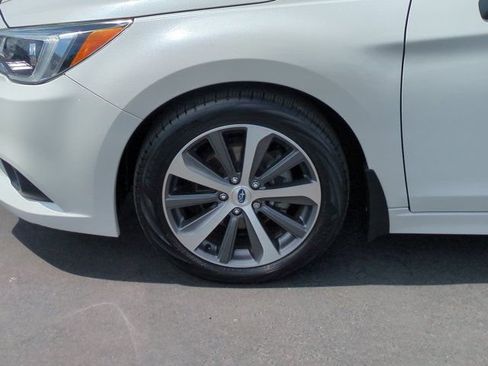 Used 2017 Subaru Legacy 2.5i Limited AWD/4WD image 9
