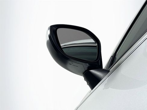 Used 2023 Honda Civic LX image 5