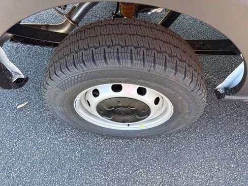 New 2026 Ford Transit 250 Low Roof RWD image 17
