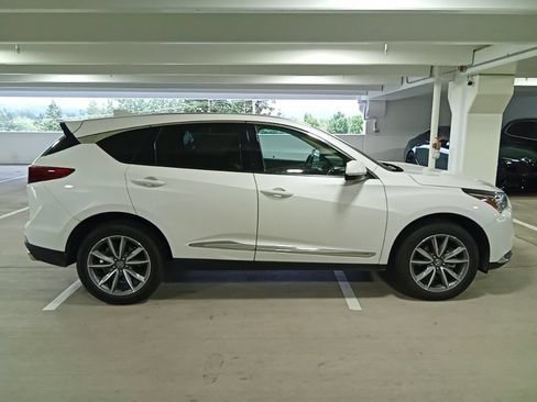 Used 2022 Acura RDX AWD w/ Technology Package image 4