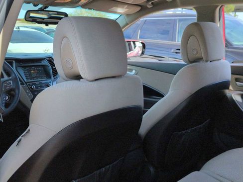 Used 2018 Hyundai Santa Fe Sport w/ 2.4L Value Package 02 image 19