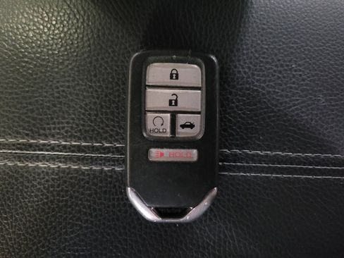 Used 2016 Honda Accord EX-L image 32