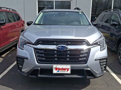 New 2026 Subaru Ascent Limited image 2
