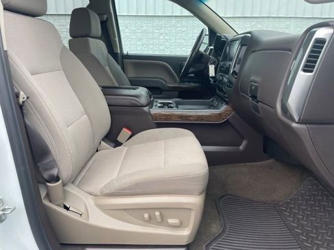 Used 2018 Chevrolet Silverado 1500 LT w/ All Star Edition image 17