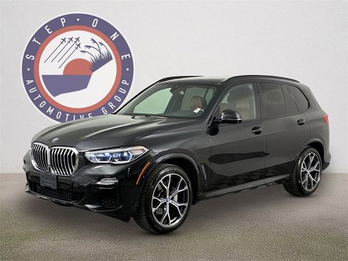 Used 2019 BMW X5 xDrive40i w/ M Sport Package image 2