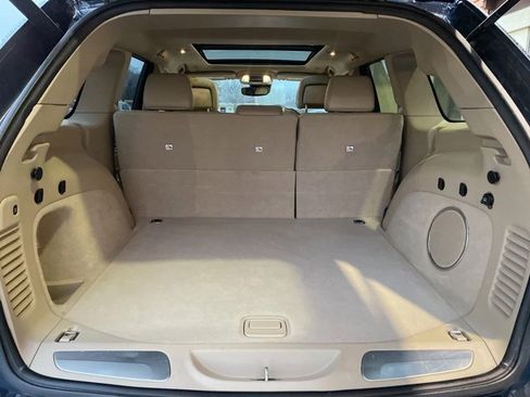 Used 2020 Jeep Grand Cherokee Overland image 16