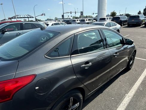 Used 2015 Ford Focus S FWD image 7