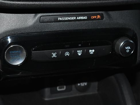Used 2024 Ford Escape ST-Line w/ Tech Pack #1 FWD image 12
