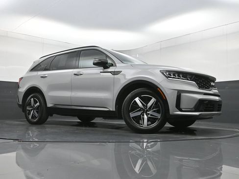 Used 2023 Kia Sorento EX w/ Panoramic Sunroof Package FWD image 27