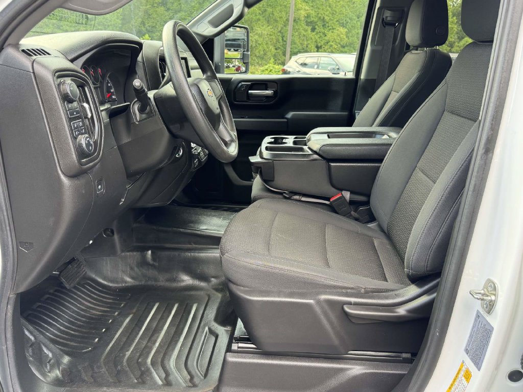 Used 2025 Chevrolet Silverado 2500 W/T w/ WT/CX Safety Package AWD/4WD image 21