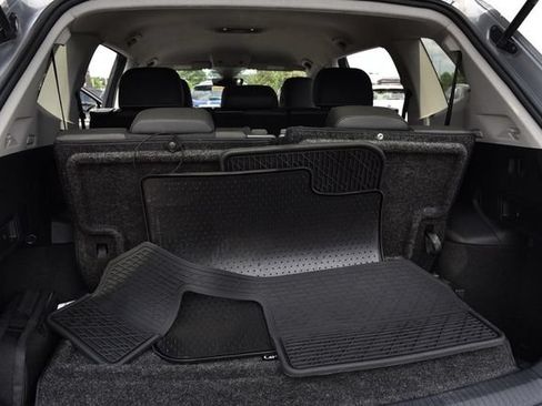 Certified 2023 Volkswagen Tiguan SE FWD image 24