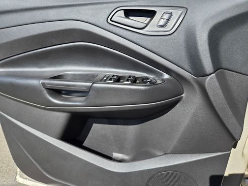 Used 2017 Ford Escape S FWD image 19