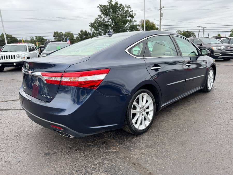 Used 2015 Toyota Avalon Limited FWD image 5