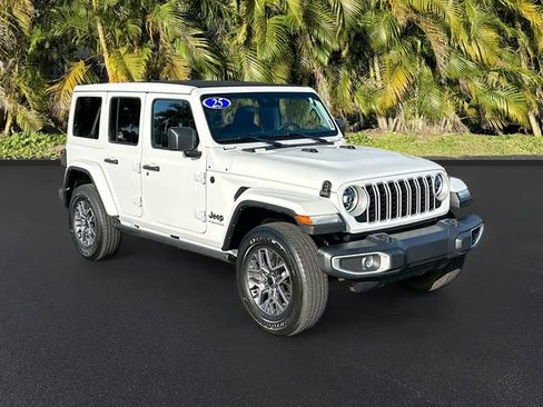 Used 2025 Jeep Wrangler Sahara w/ Safety Group image 2