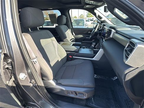 Used 2025 Toyota Sequoia SR5 image 27