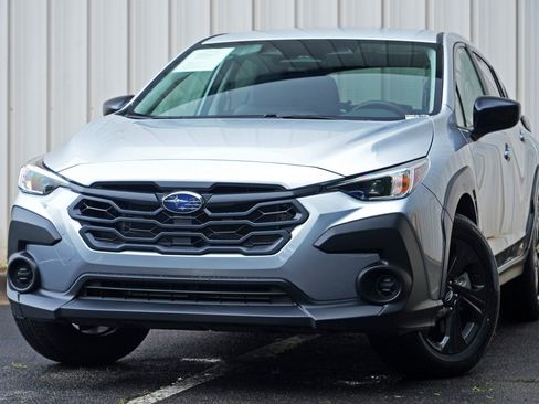 Used 2026 Subaru Crosstrek 2.5i AWD/4WD image 3