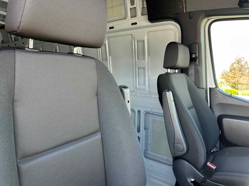 New 2026 Mercedes-Benz Sprinter 2500 image 12