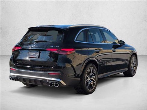 New 2026 Mercedes-Benz GLC 43 AMG 4MATIC image 2