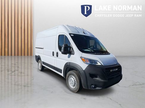 New 2026 RAM ProMaster 1500 w/ Convenience Group FWD image 2