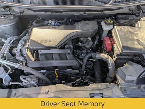 Used 2022 Nissan Rogue Sport SL w/ Premium Package image 12