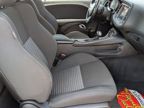 Used 2023 Dodge Challenger GT image 27