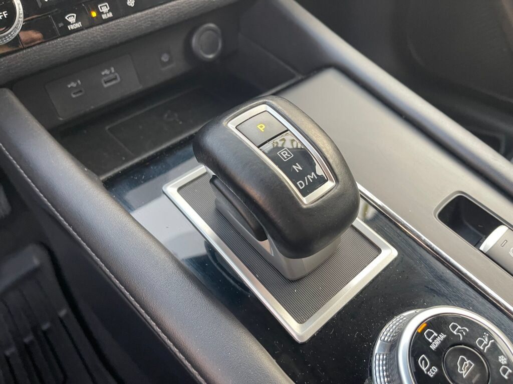 Used 2024 Mitsubishi Outlander SE AWD/4WD image 14