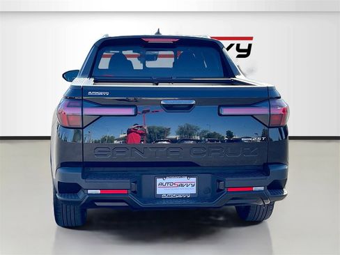 Used 2024 Hyundai Santa Cruz Night image 6