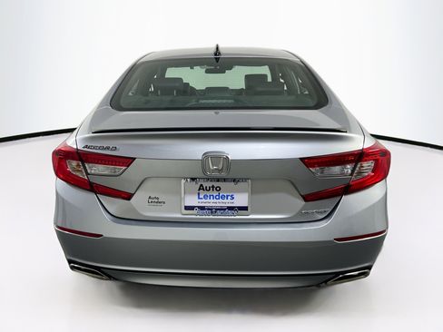 Used 2022 Honda Accord Sport image 6