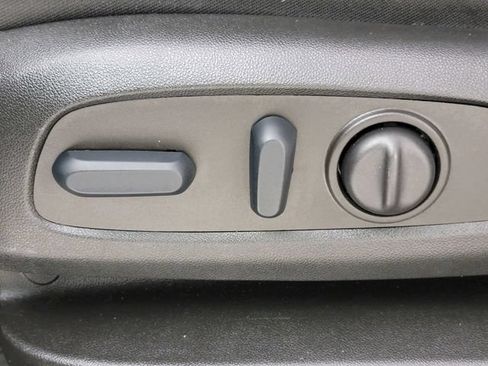 Used 2022 Chevrolet Equinox LT FWD image 14