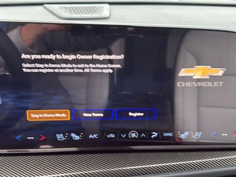 New 2026 Chevrolet Traverse High Country image 18