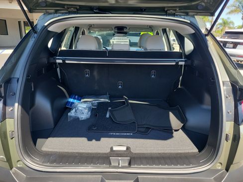 Certified 2025 Hyundai Tucson SE FWD image 28