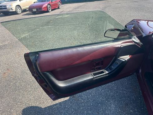 Used 1993 Chevrolet Corvette Coupe image 14