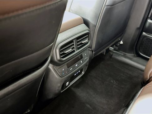 Used 2023 Honda Pilot Elite image 21