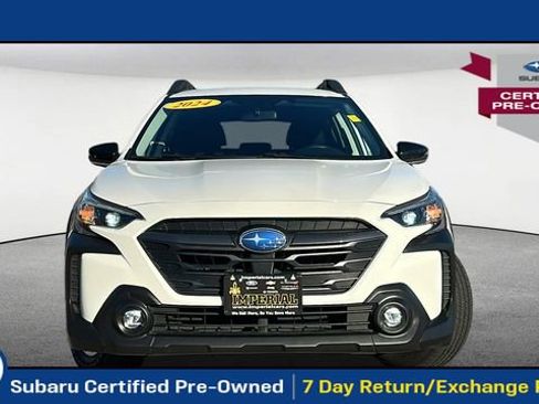 Used 2024 Subaru Outback Premium AWD/4WD image 1
