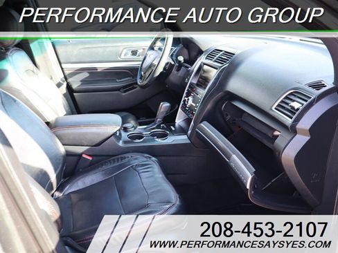 Used 2016 Ford Explorer Sport w/ Equipment Group 401A image 8