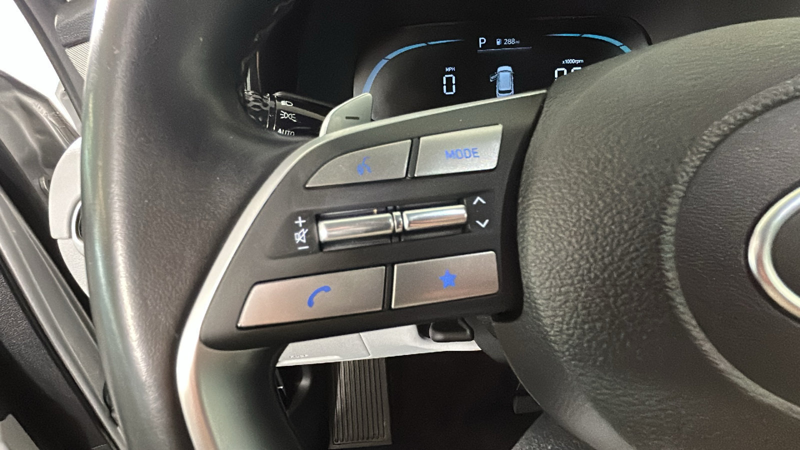 Used 2024 Hyundai Palisade SEL FWD image 19
