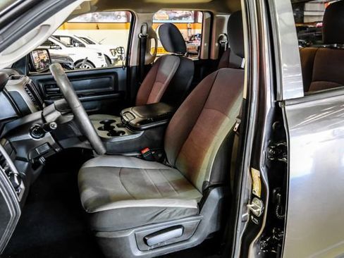 Used 2021 RAM 1500 Tradesman w/ Chrome Plus Package RWD image 29