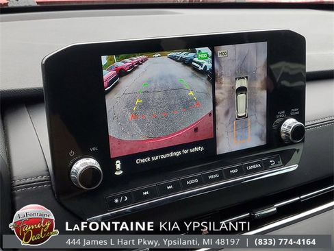 Used 2024 Mitsubishi Outlander SE Black Edition image 25