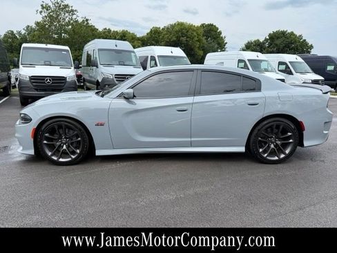 Used 2022 Dodge Charger Scat Pack RWD image 10