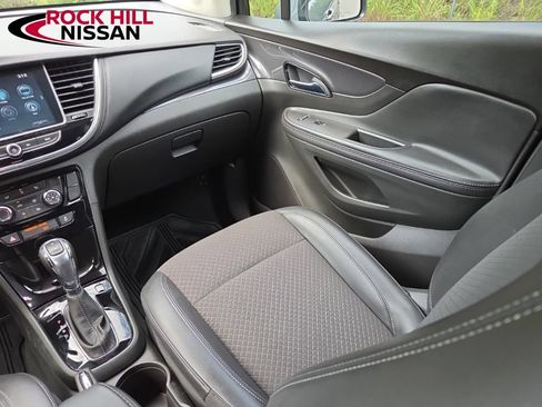 Used 2019 Buick Encore Sport Touring w/ Safety Package FWD image 28
