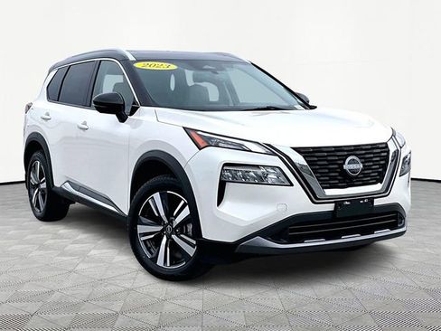 Used 2023 Nissan Rogue SL image 1