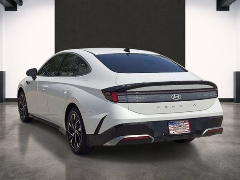 Used 2024 Hyundai Sonata SEL FWD image 3