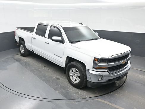 Used 2018 Chevrolet Silverado 1500 LT w/ All Star Edition image 24