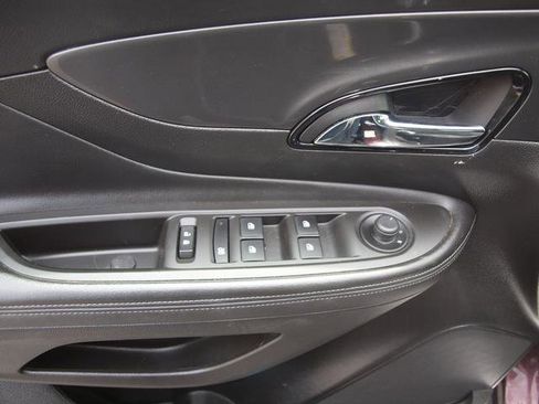 Used 2017 Buick Encore Preferred FWD image 8