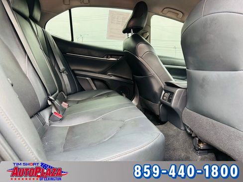 Used 2020 Toyota Camry XLE w/ Navigation Package image 46