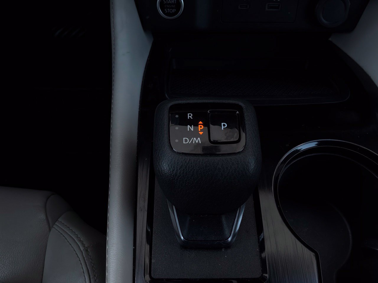 Used 2023 Nissan Rogue SL w/ SL Premium Package FWD image 31