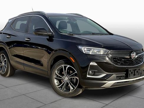 Certified 2022 Buick Encore GX Select w/ Advanced Technology Package image 3