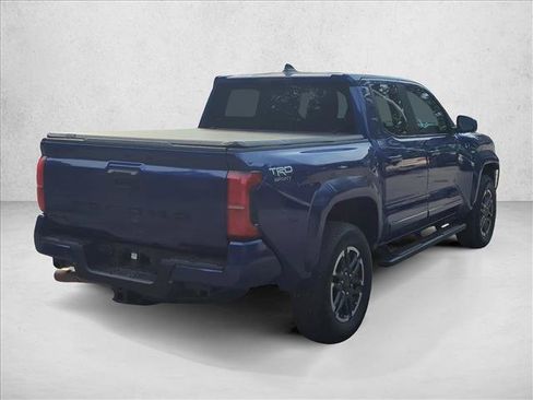 Used 2025 Toyota Tacoma TRD Sport AWD/4WD image 7