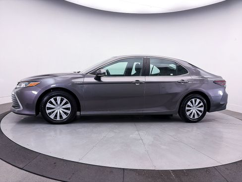 Used 2021 Toyota Camry LE w/ Audio Upgrade Package FWD image 40